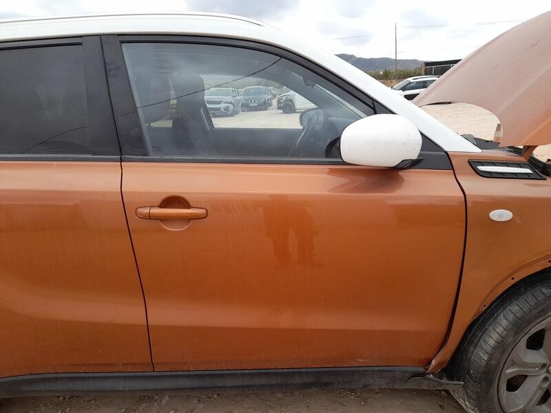 Recambio de puerta delantera derecha para suzuki vitara (ly) 1.6 ddis (apk 416d) referencia OEM IAM 6800154P01000  