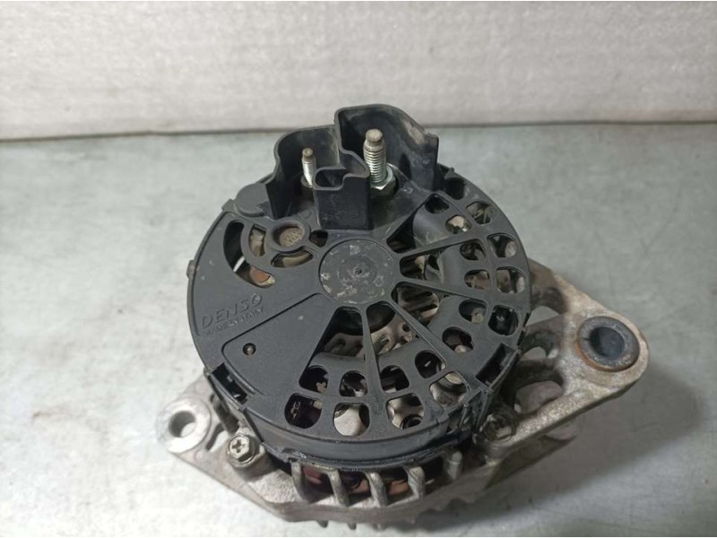 Recambio de alternador para fiat bravo (198) 1.9 dynamic multijet referencia OEM IAM 51727338 1012100870 DENSO