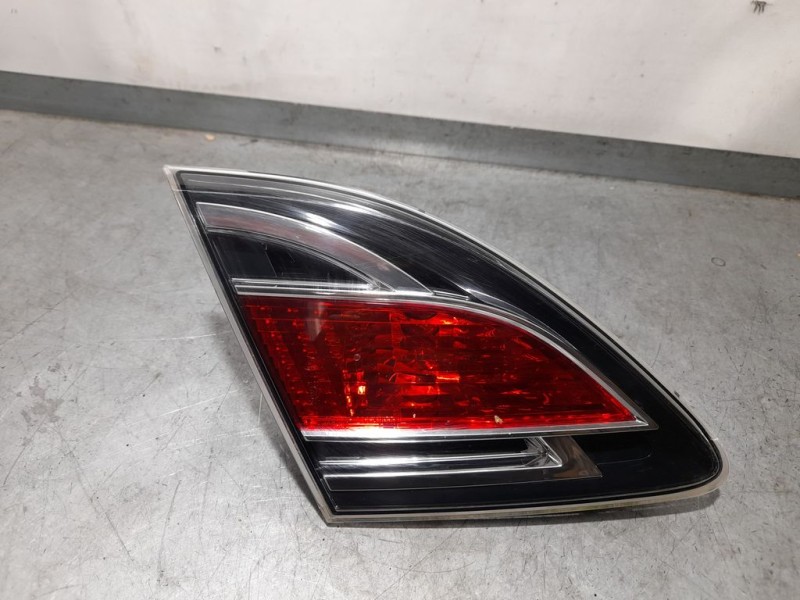 Recambio de piloto trasero izquierdo para mazda 6 lim. (gh) 2.0 style (4 ptas.) referencia OEM IAM SIN REF  INTERIOR