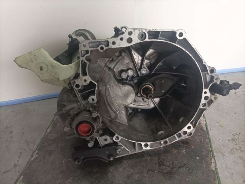 Recambio de caja cambios para citroën c-elysée shine referencia OEM IAM 20ET30 7613073 5VELOCIDADES