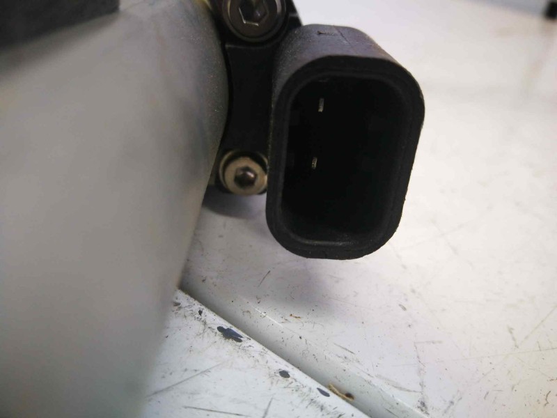 Recambio de elevalunas delantero derecho para lancia ypsilon (101) 1.3 multijet 16v argento (10.2006) referencia OEM IAM  2 PINS