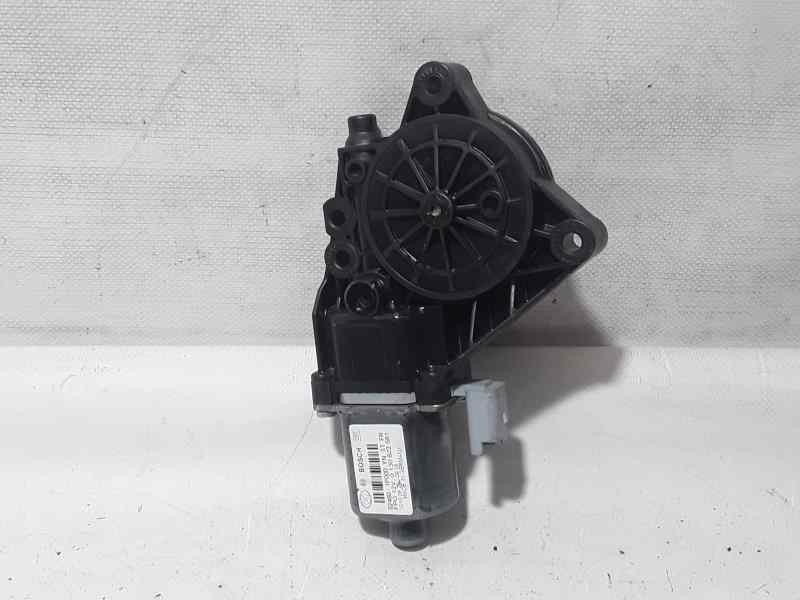 Recambio de motor elevalunas delantero derecho para kia venga basic referencia OEM IAM   ELECTRICO 2 PINS