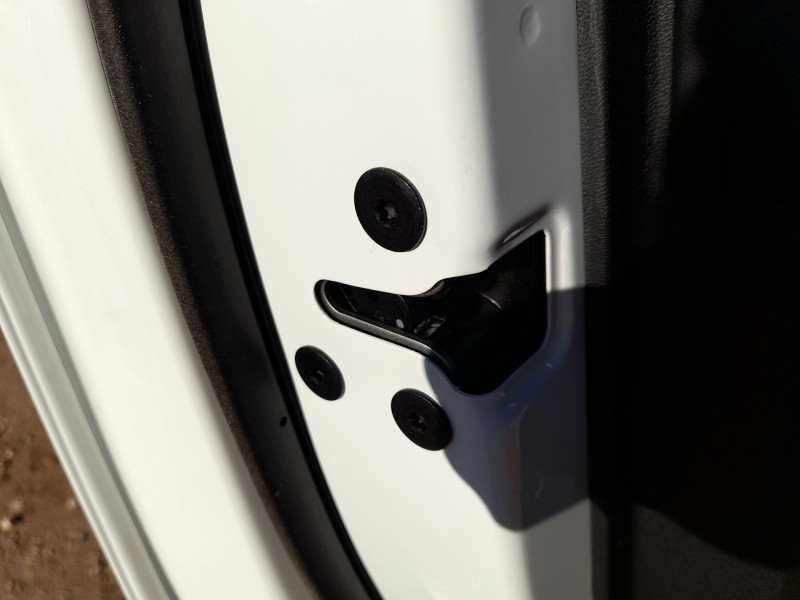 Recambio de cerradura puerta delantera izquierda para mg mg 3 (5fp) mg 3 1.5 referencia OEM IAM 11095994  