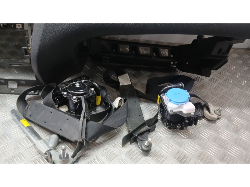 Recambio de kit airbag para nissan x-trail (t32) tekna referencia OEM IAM K85104CE1A C/ SALPICADERO Y PRETENSORES C/ SALPICADERO
