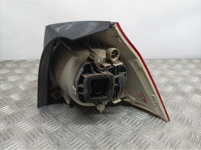 Recambio de piloto trasero izquierdo para volkswagen golf v berlina (1k1) highline referencia OEM IAM 1K6945095E  EXTERIOR