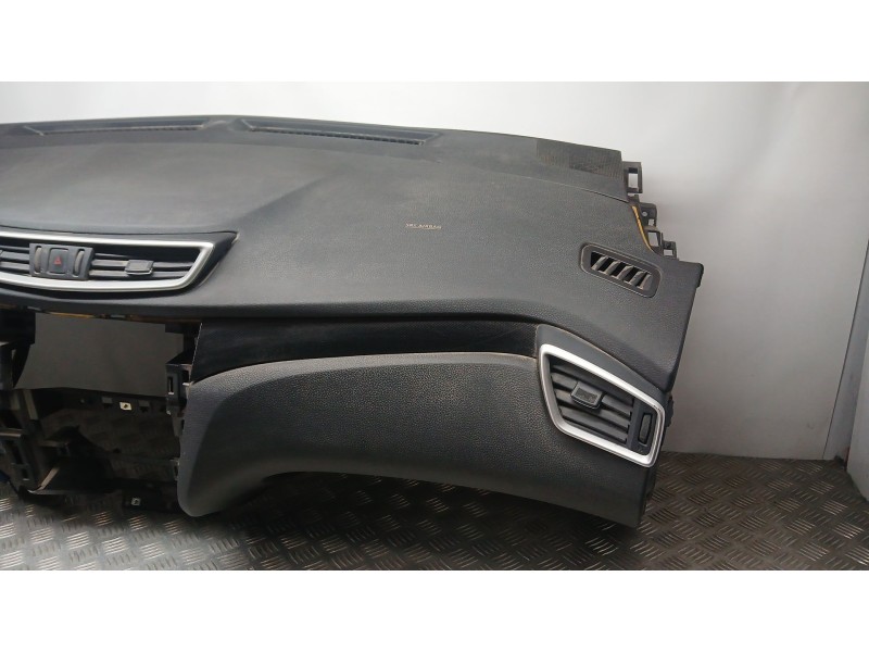 Recambio de kit airbag para nissan x-trail (t32) tekna referencia OEM IAM K85104CE1A C/ SALPICADERO Y PRETENSORES C/ SALPICADERO