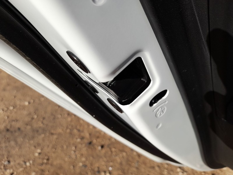 Recambio de cerradura puerta trasera izquierda para mg mg 3 (5fp) mg 3 1.5 referencia OEM IAM 11095997  