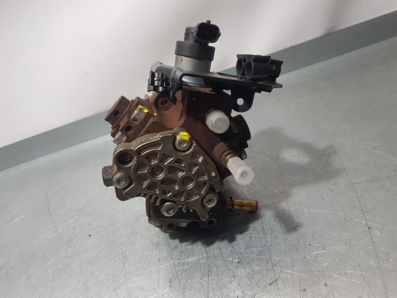 Recambio de bomba alta presion para peugeot 207 1.6 hdi referencia OEM IAM 9633703780A 0445010102 BOSCH