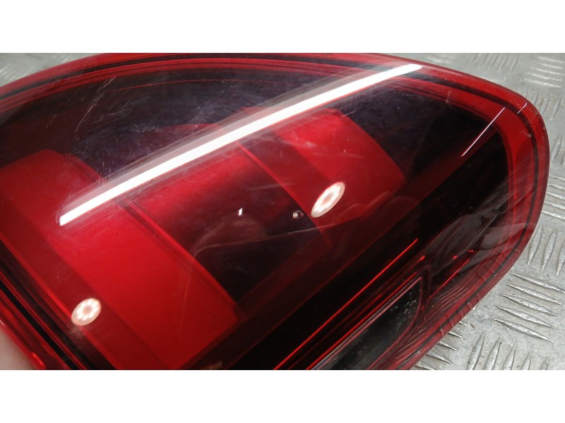 Recambio de piloto trasero izquierdo interior para peugeot 2008 i (cu_) 1.5 bluehdi 100 referencia OEM IAM 9814758480 ROZADO 