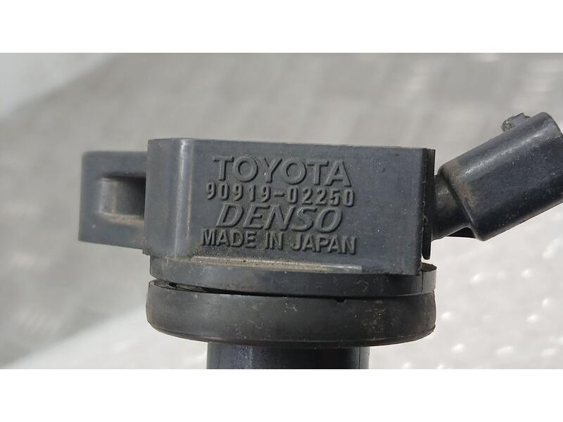 Recambio de bobina encendido para lexus is ii (_e2_) 250 (gse20) referencia OEM IAM 9091902250 DENSO 