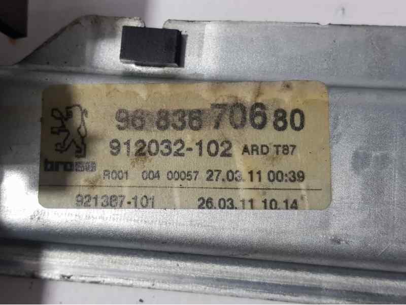 Recambio de elevalunas trasero derecho para peugeot 5008 confort referencia OEM IAM 9683670680 912032102 BROSE ELÉCTRICO 6 PINS