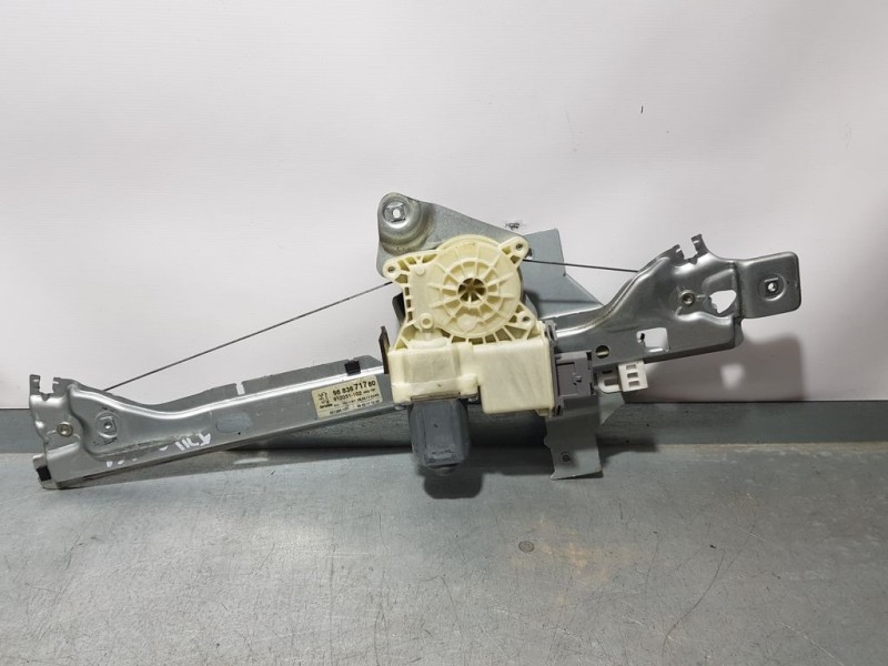 Recambio de elevalunas trasero izquierdo para peugeot 5008 confort referencia OEM IAM 9683671780 921386101 BROSE ELÉCTRICO 6 PIN