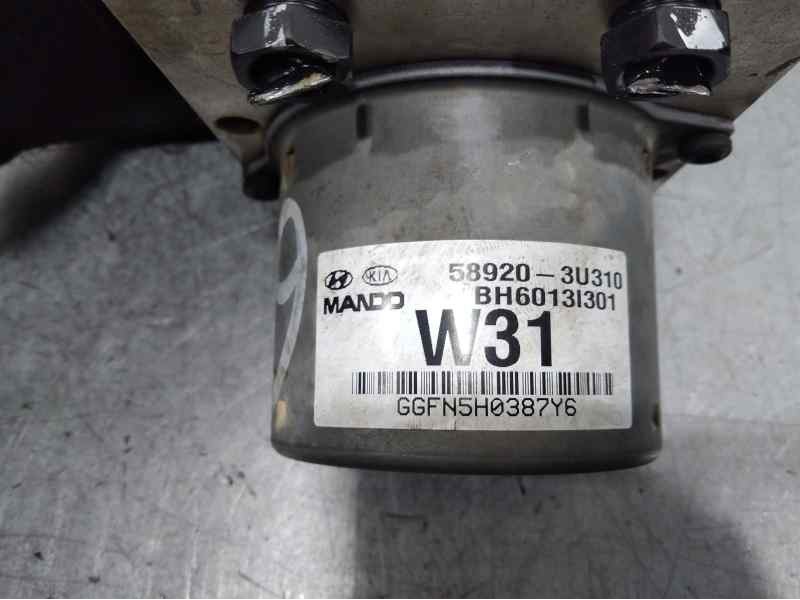 Recambio de abs para kia sportage drive 4x2 referencia OEM IAM 589203U310  MANDO