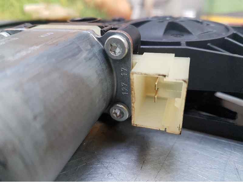 Recambio de elevalunas delantero izquierdo para skoda octavia lim. (5e3) ambition referencia OEM IAM 5E0837461B 2 PINS ELECTRICO