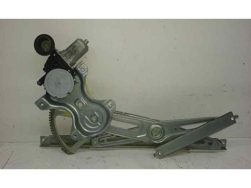 Recambio de elevalunas delantero derecho para toyota auris active referencia OEM IAM  6 PINS ELECTRICO