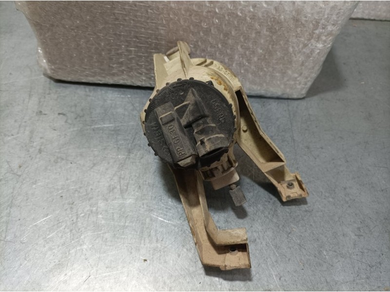 Recambio de faro antiniebla izquierdo para lancia lancia y 1.2 16v ls referencia OEM IAM   
