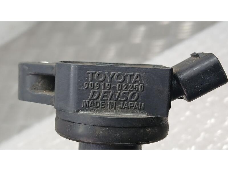 Recambio de bobina encendido para lexus is ii (_e2_) 250 (gse20) referencia OEM IAM 9091902250 DENSO 