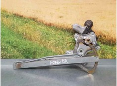 ELEVALUNAS DELANTERO DERECHO 857100D100 6 PINS ELECTRICO