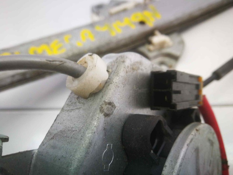 Recambio de elevalunas delantero derecho para nissan almera (n15) gx referencia OEM IAM 807300M007 DOS PINS 