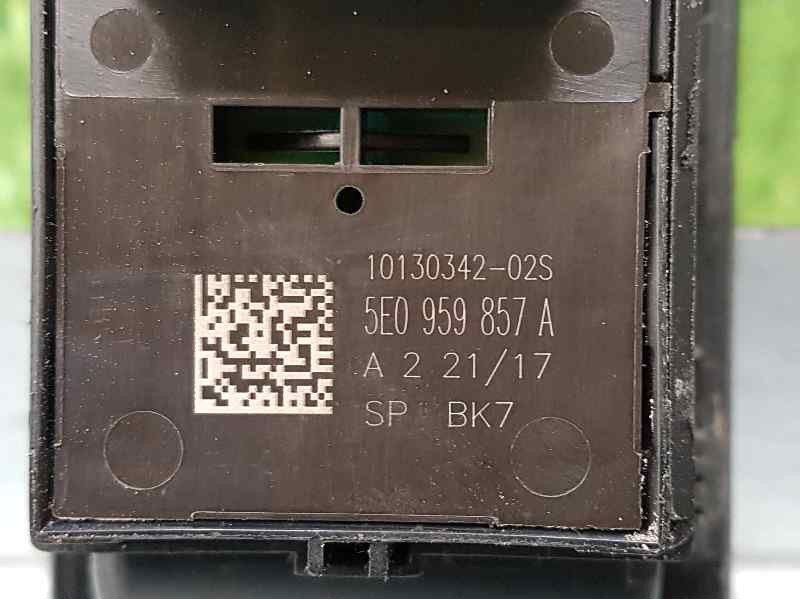 Recambio de mando elevalunas delantero izquierdo para skoda octavia lim. (5e3) ambition referencia OEM IAM 5E0959857A  