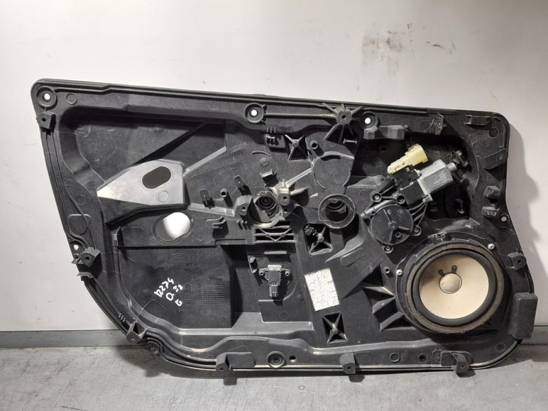 Recambio de elevalunas delantero izquierdo para ford fiesta (ccn) trend referencia OEM IAM 8A6114A389B  ELECTRICO 6 PINES