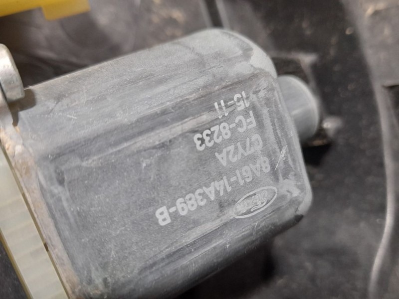 Recambio de elevalunas delantero izquierdo para ford fiesta (ccn) trend referencia OEM IAM 8A6114A389B  ELECTRICO 6 PINES