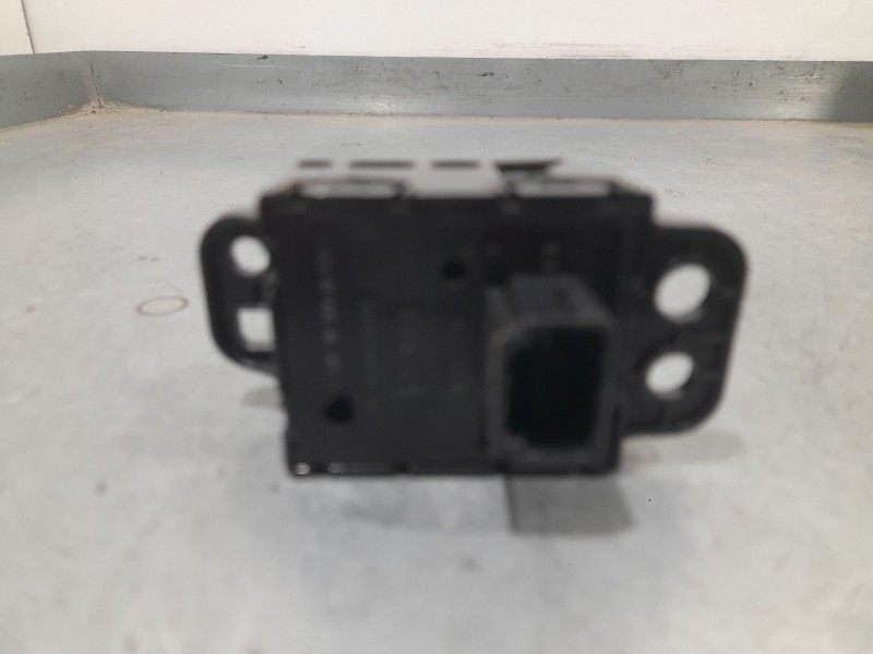 Recambio de palanca freno de mano para nissan x-trail (t32) tekna referencia OEM IAM 251754BA0A  ELECTRICA