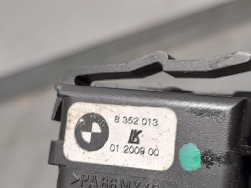 Recambio de mando limpia para bmw serie 5 berlina (e39) 525tds referencia OEM IAM 8352013 01200900 LK