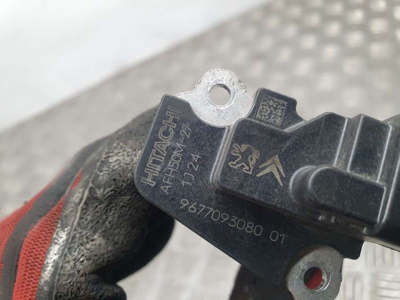 Recambio de caudalimetro para citroën jumpy furgon control m referencia OEM IAM 9677093080 AFH50M27 HITACHI