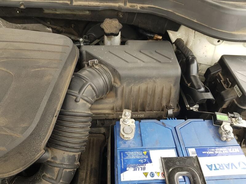 Recambio de carcasa filtro aire para ssangyong korando (c300) 1.5 referencia OEM IAM 2311037400  