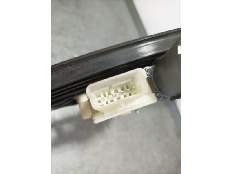 Recambio de elevalunas delantero izquierdo para renault clio v zen referencia OEM IAM 807216723R  ELECTRICO 6 PINS