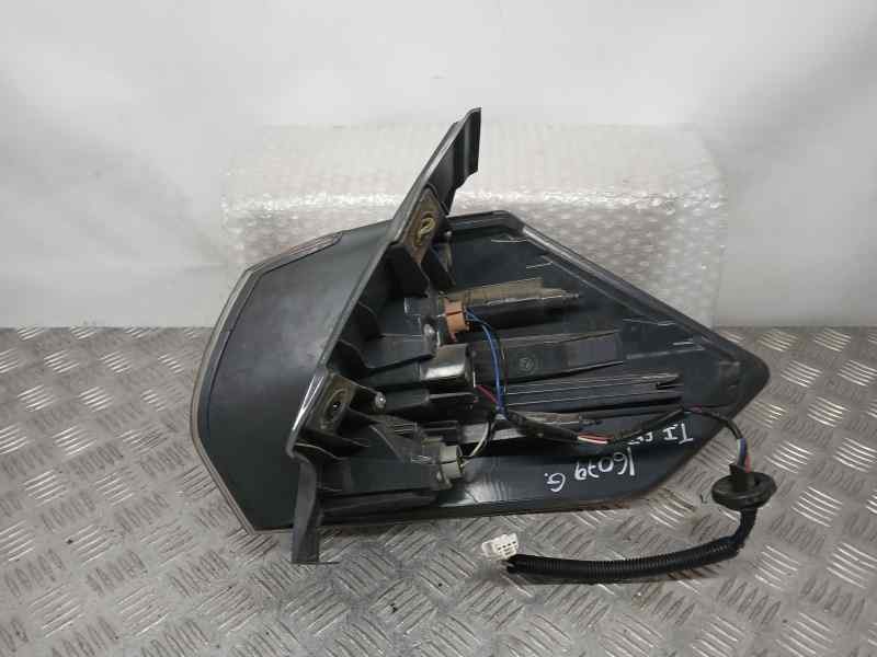 Recambio de piloto trasero izquierdo para nissan x-trail (t32) tekna referencia OEM IAM 265554CA0B 2217939 EXTERIOR KOITO