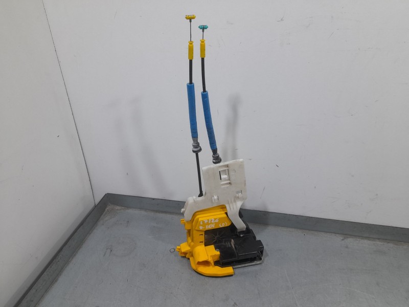 Recambio de cerradura puerta delantera derecha para ssangyong korando (c300) 1.5 referencia OEM IAM 7122037000  