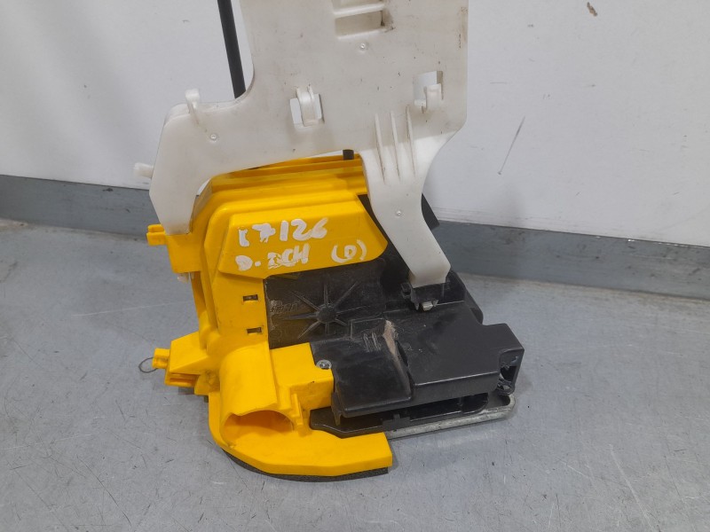 Recambio de cerradura puerta delantera derecha para ssangyong korando (c300) 1.5 referencia OEM IAM 7122037000  