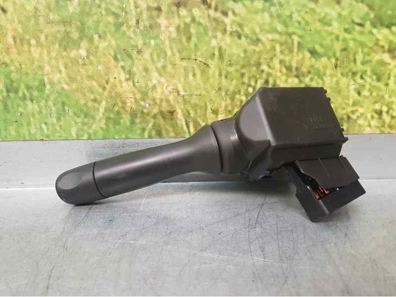 Recambio de mando limpia para toyota yaris active referencia OEM IAM   