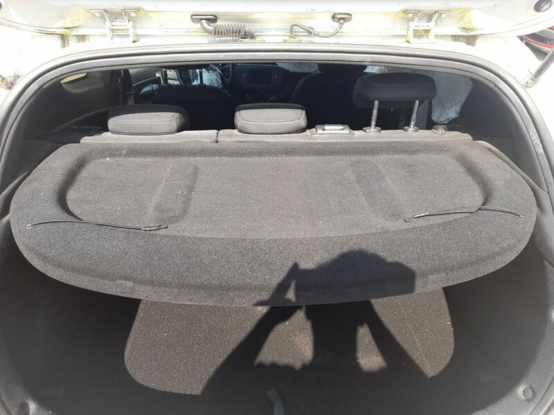 Recambio de bandeja trasera para kia cee´d (jd) 1.0 t-gdi referencia OEM IAM 85930A2600WK  