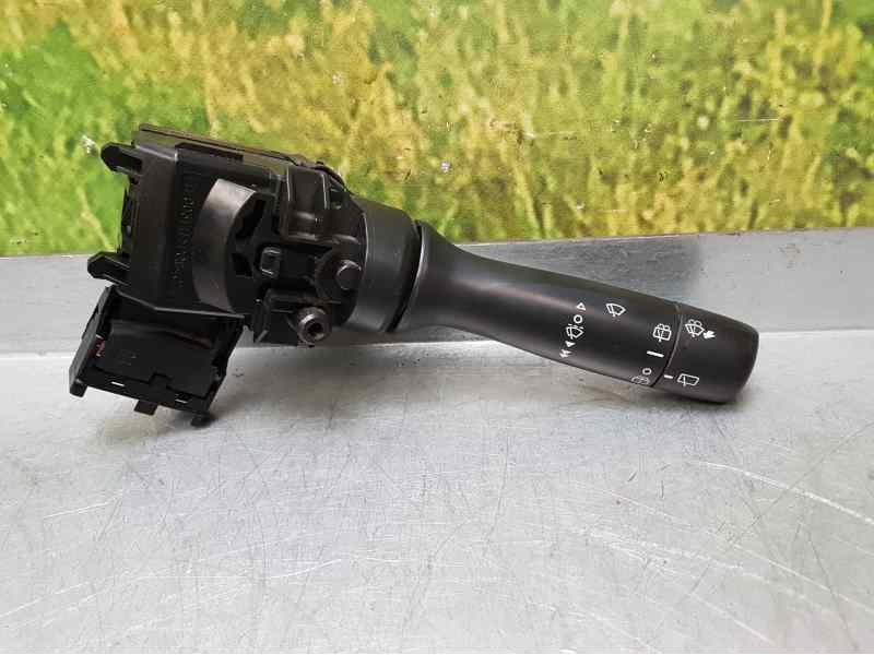 Recambio de mando limpia para toyota yaris active referencia OEM IAM   