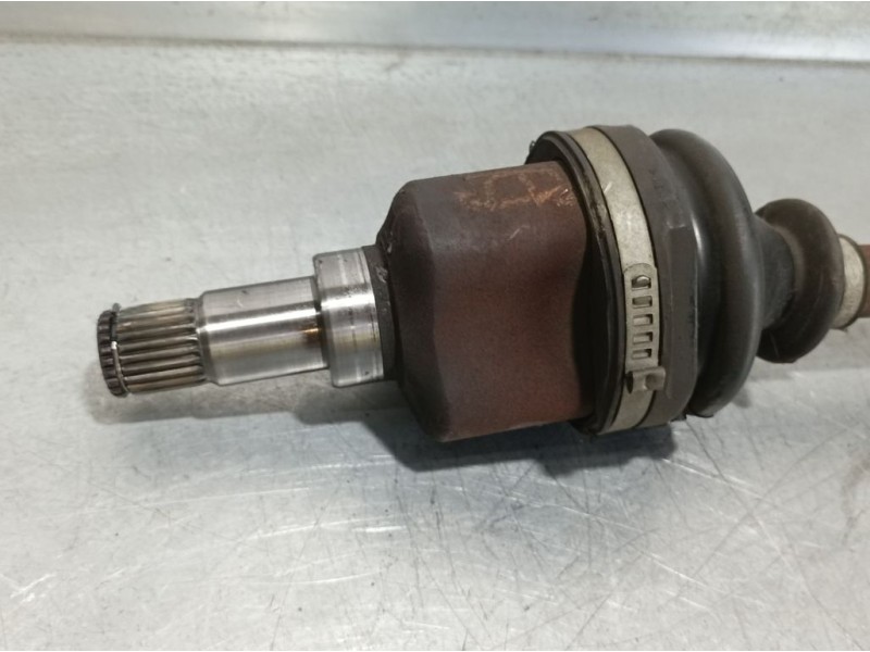 Recambio de transmision delantera derecha para ford ka (ccq) básico referencia OEM IAM 1537957  