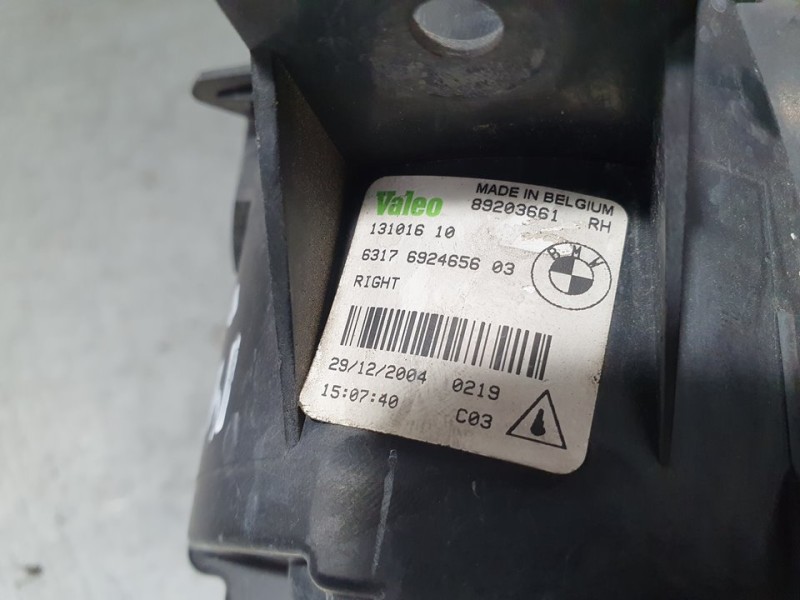 Recambio de faro antiniebla derecho para bmw serie 1 berlina (e81/e87) 116i referencia OEM IAM 692465603 89203661 VALEO