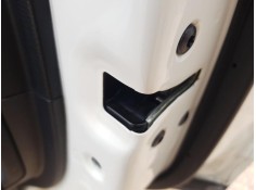 Recambio de cerradura puerta trasera derecha para ssangyong korando (c300) 1.5 referencia OEM IAM 7132037000  