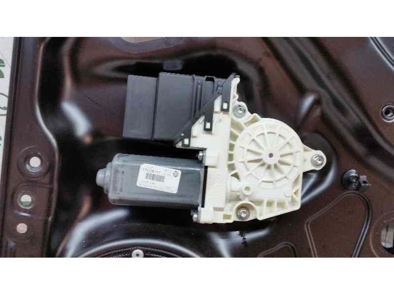 Recambio de elevalunas trasero derecho para volkswagen passat berlina (3c2) advance referencia OEM IAM   ELECTRICO