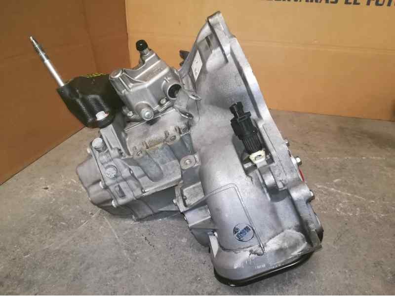 Recambio de caja cambios para chevrolet aveo ls referencia OEM IAM 5Q000302 B8W3944 5VELOCIDADES