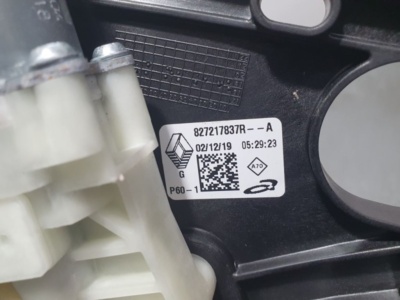 Recambio de elevalunas trasero izquierdo para renault clio v zen referencia OEM IAM 827217837R  ELECTRICO 6 PINS