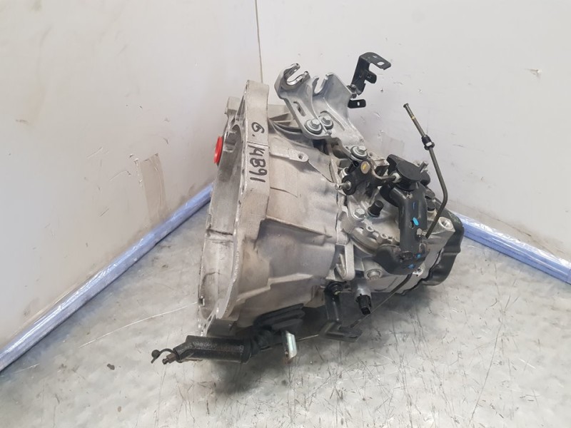 Recambio de caja cambios para hyundai ix20 gls style referencia OEM IAM ZG57FJ 089840 5VELOCIDADES