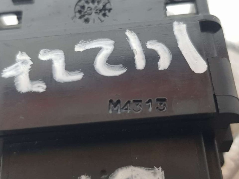 Recambio de mando elevalunas delantero izquierdo para peugeot 307 break / sw (s1) xr clim plus referencia OEM IAM 6554E8  