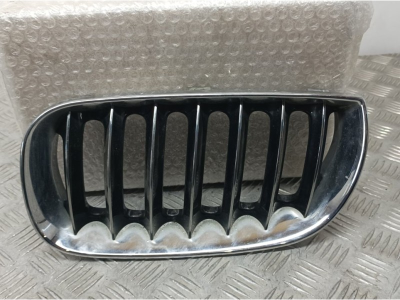Recambio de rejilla delantera para bmw x3 (e83) 3.0d referencia OEM IAM 340290902  IZQUIERDA