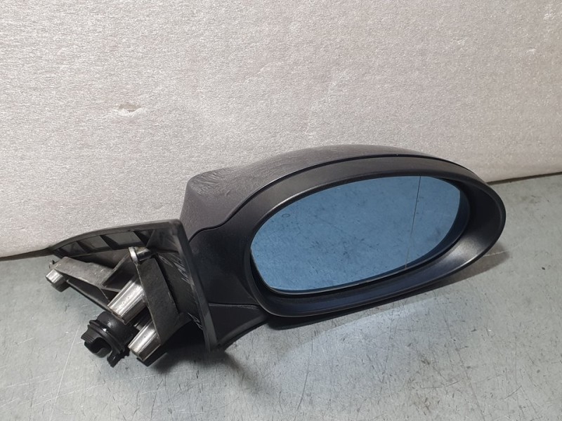 Recambio de retrovisor derecho para bmw serie 1 berlina (e81/e87) 116i referencia OEM IAM SIN REF  ELECTRICO 5 PINES