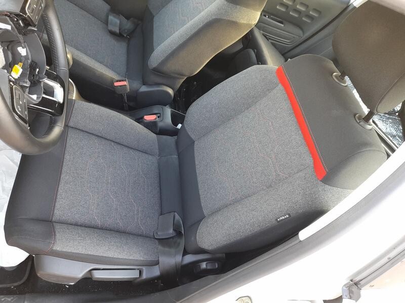 Recambio de asiento delantero izquierdo para citroën c3 iii (sx) 1.2 vti 82 referencia OEM IAM   