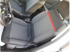 ASIENTO DELANTERO IZQUIERDO 
