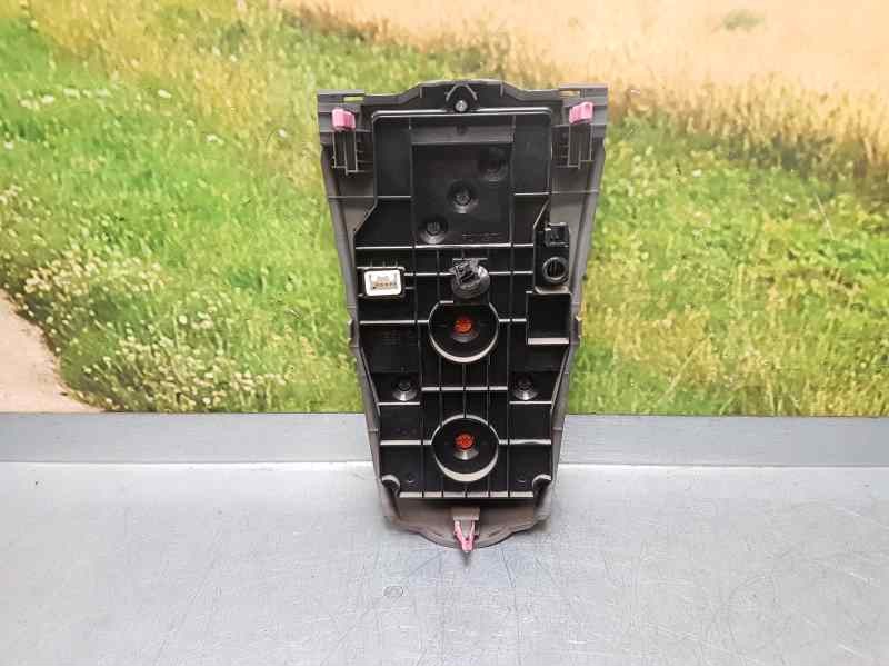 Recambio de mando climatizador para toyota yaris active referencia OEM IAM 559000D220  